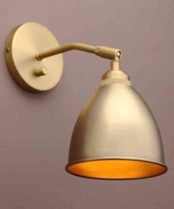 Lámpara de pared industrial con pantalla ovalada de metal antiguo