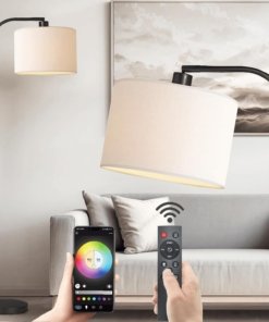 Lámpara de pie de 1200 lúmenes con control remoto, negra