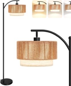 Lámpara de pie para sala con pantalla de ratán